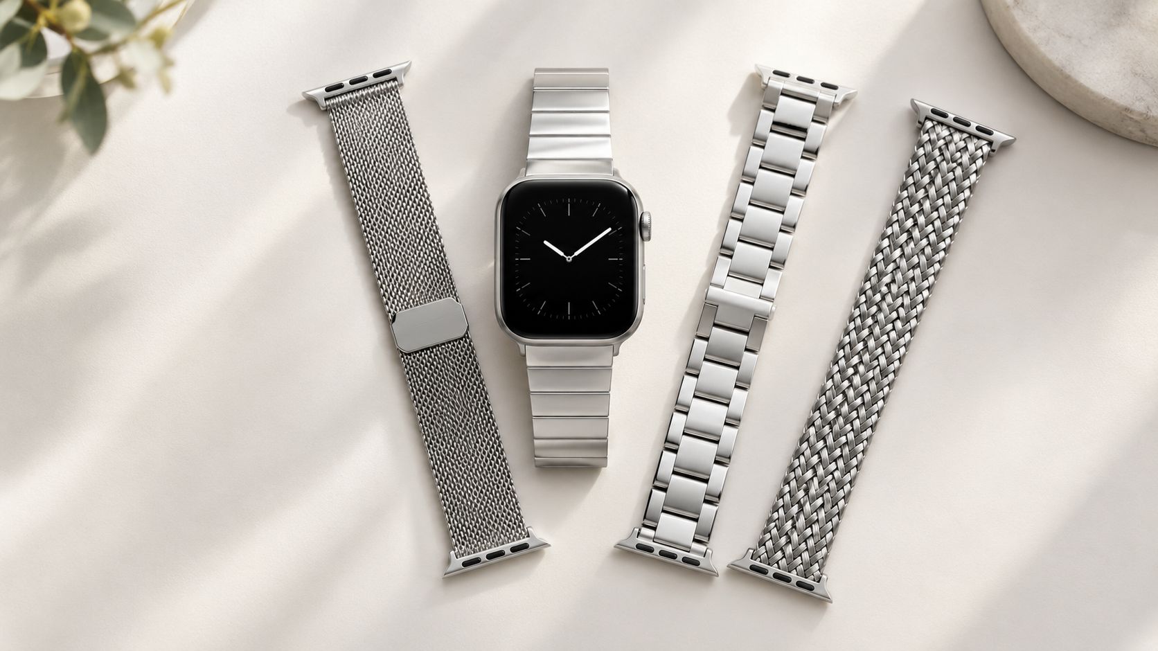 Image of Apple Watch with Silver Strap: A Complete Style Guide
