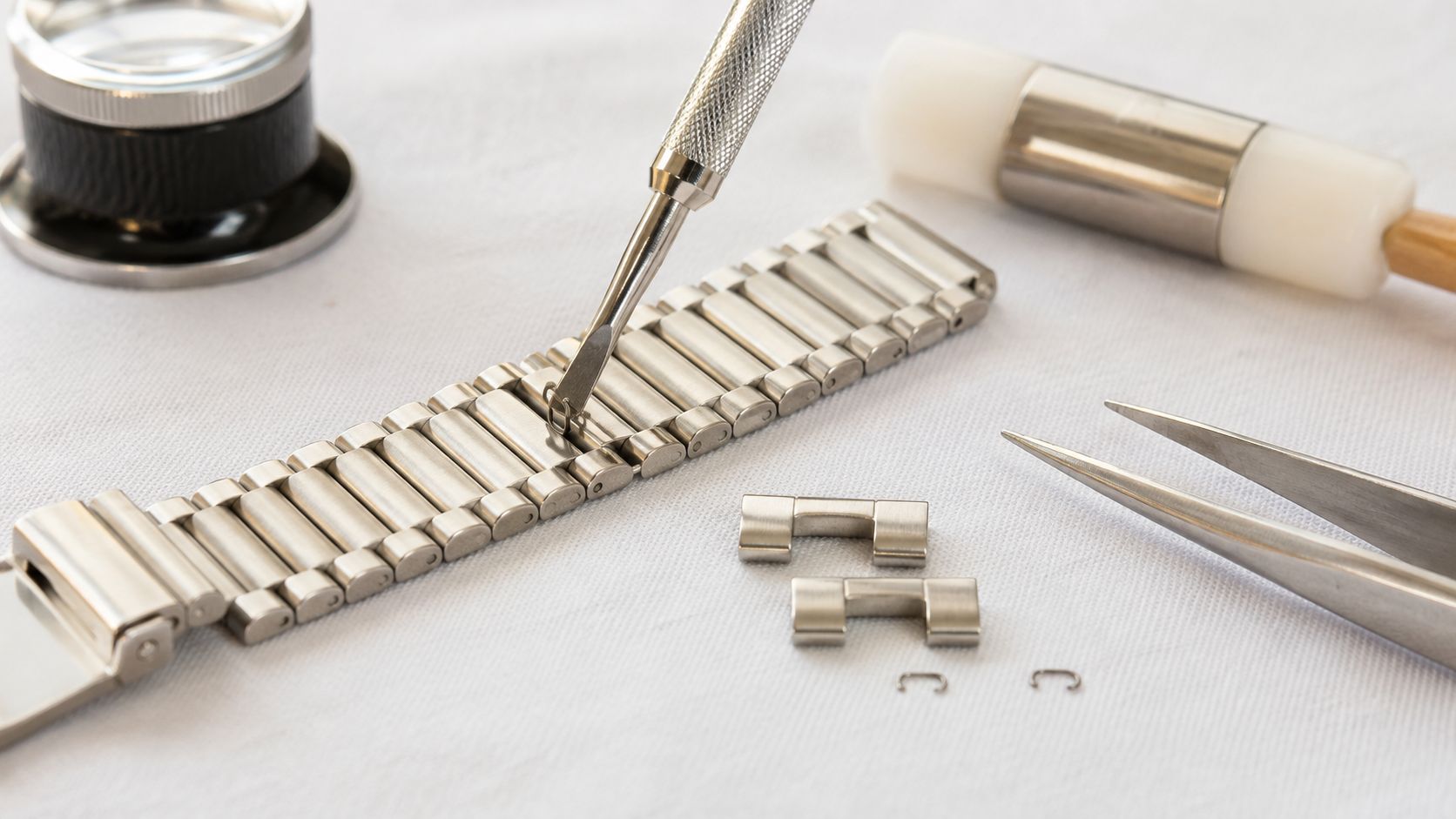 Image of How to Remove Links from a Stretch Watch Band Safely