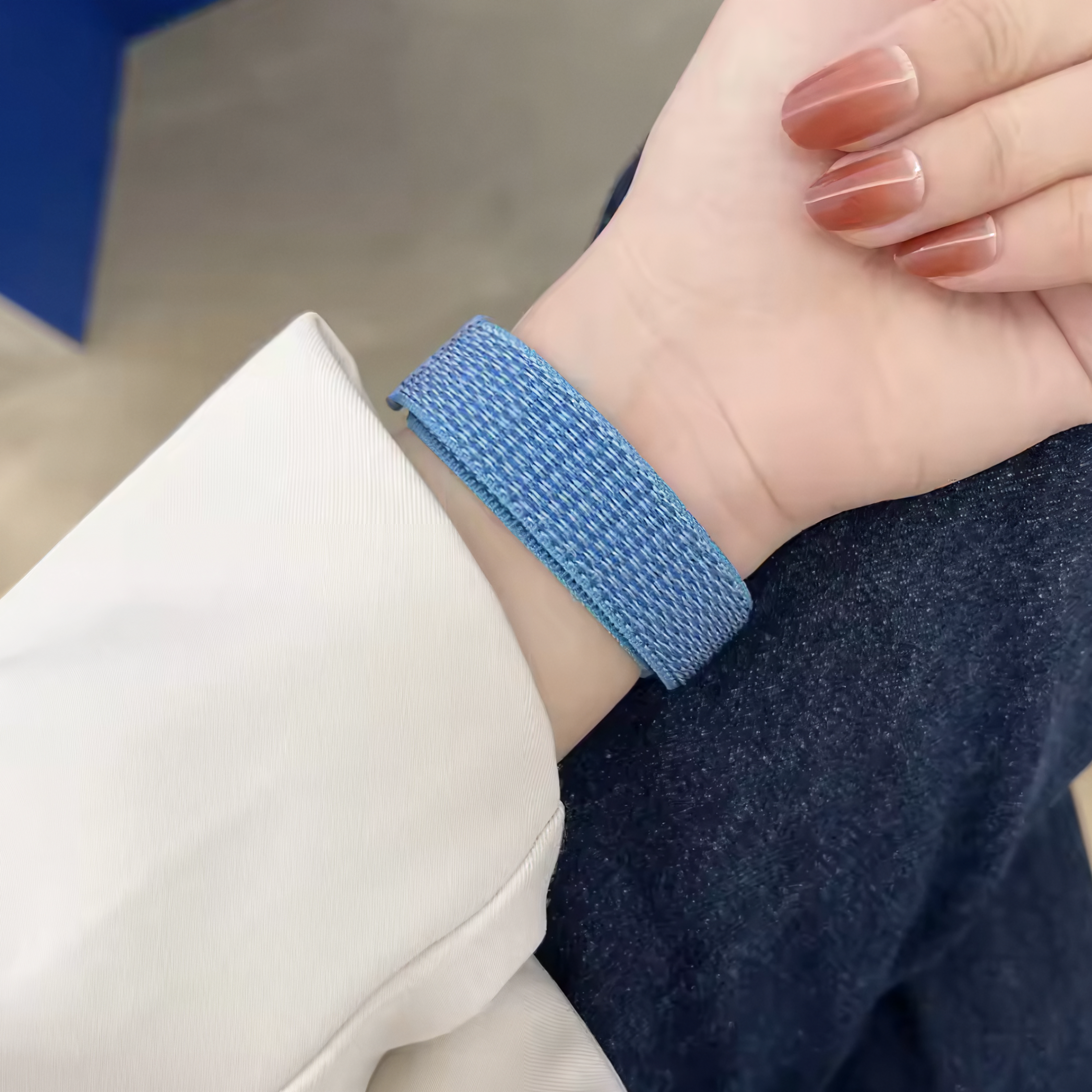Aeri — Sport Loop (Sand) — Fitbit Charge 5/6