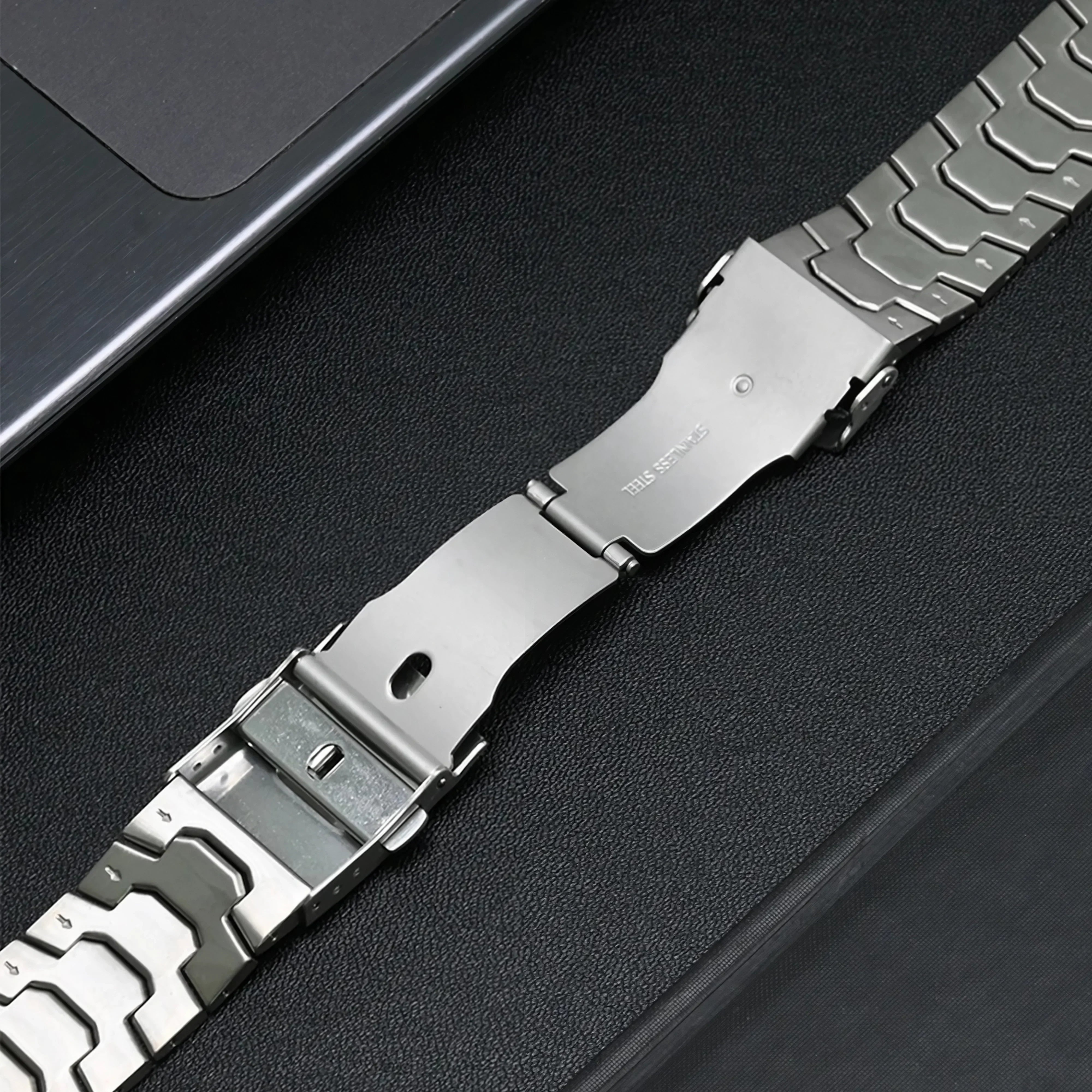 Image of Kryos — Stainless Link (Silver) — Galaxy Watch Ultra - Nothing but Bands