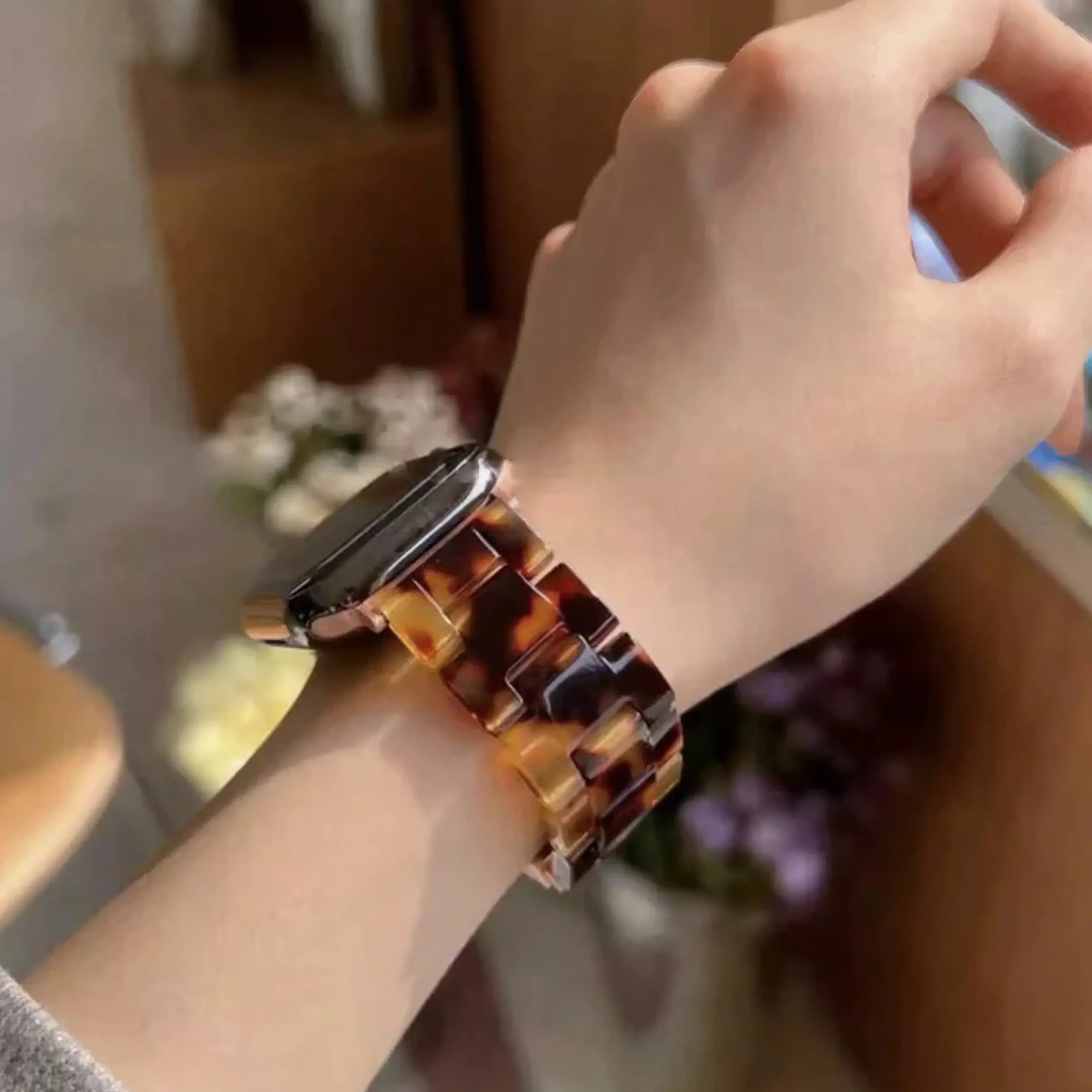 Image of Lyra — Resin Composite Link (Pearl) — Apple Watch - Nothing but Bands