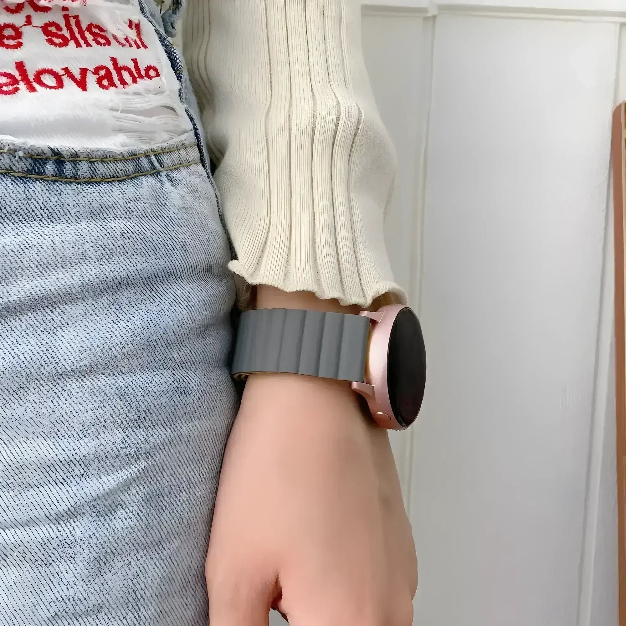 Image of Rovan — Magnetic Loop — Quick Release 22mm