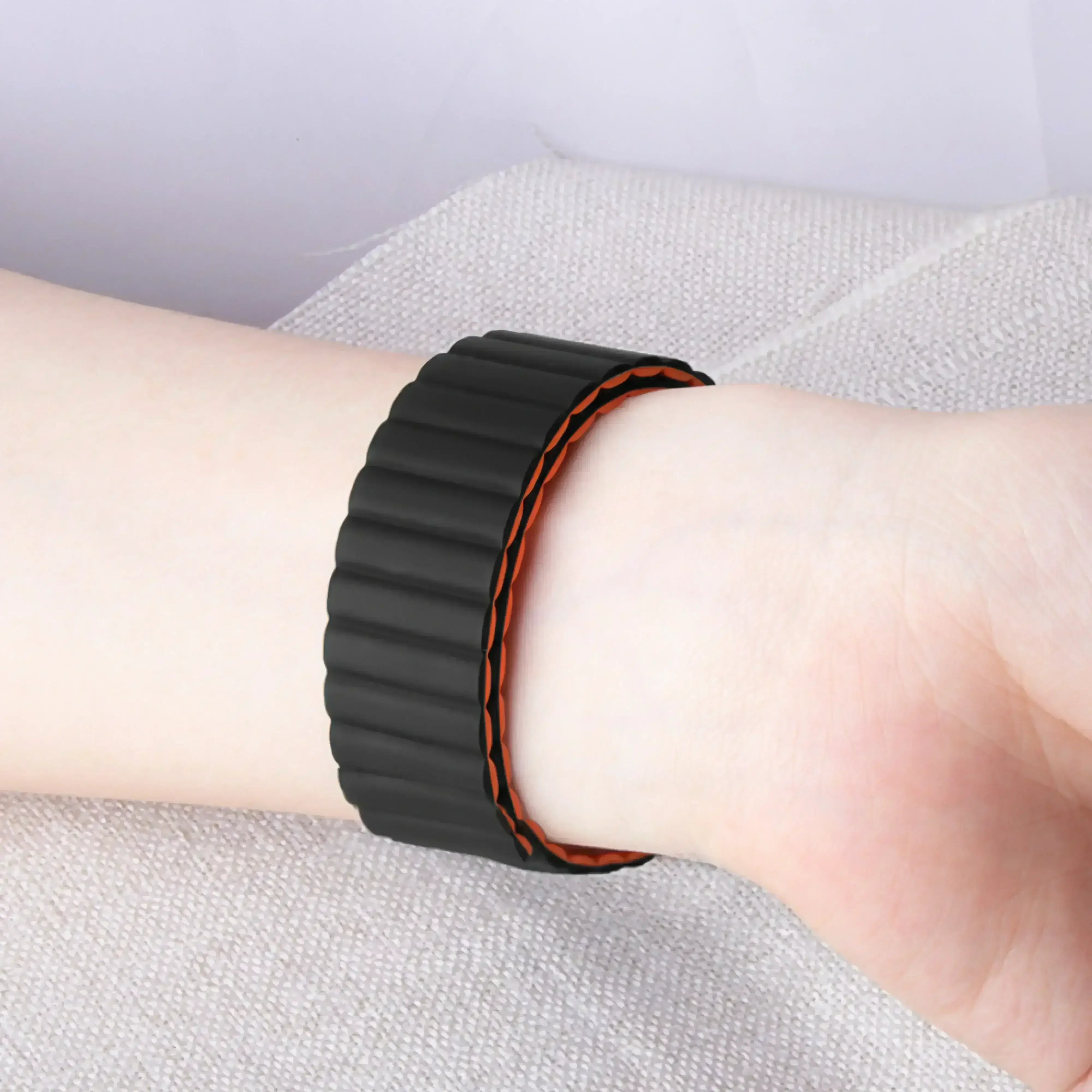 Image of Rovan — Magnetic Loop — Quick Release 22mm