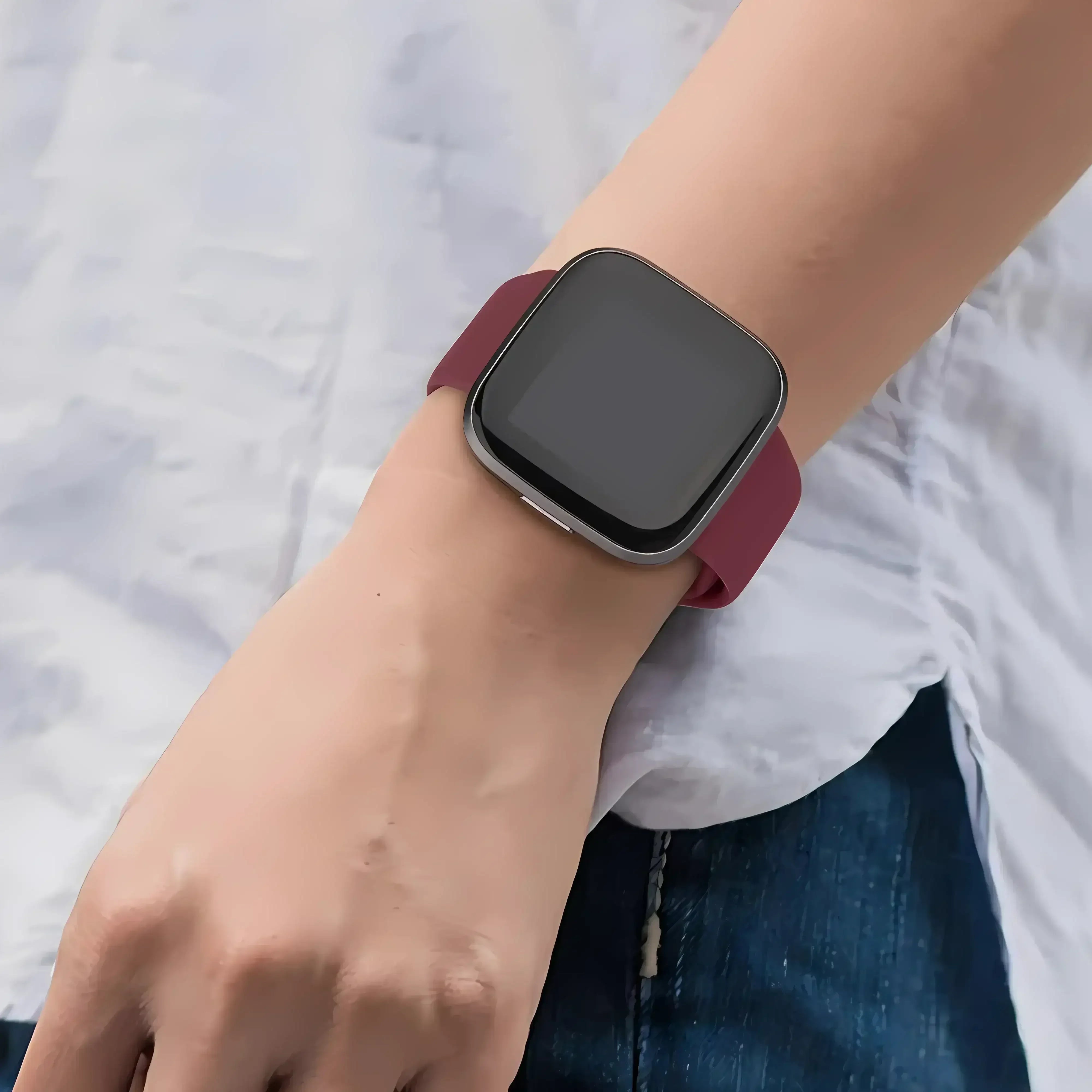 Image of Solvia — Silicone Sport Band — Fitbit Versa 1/2 & Lite