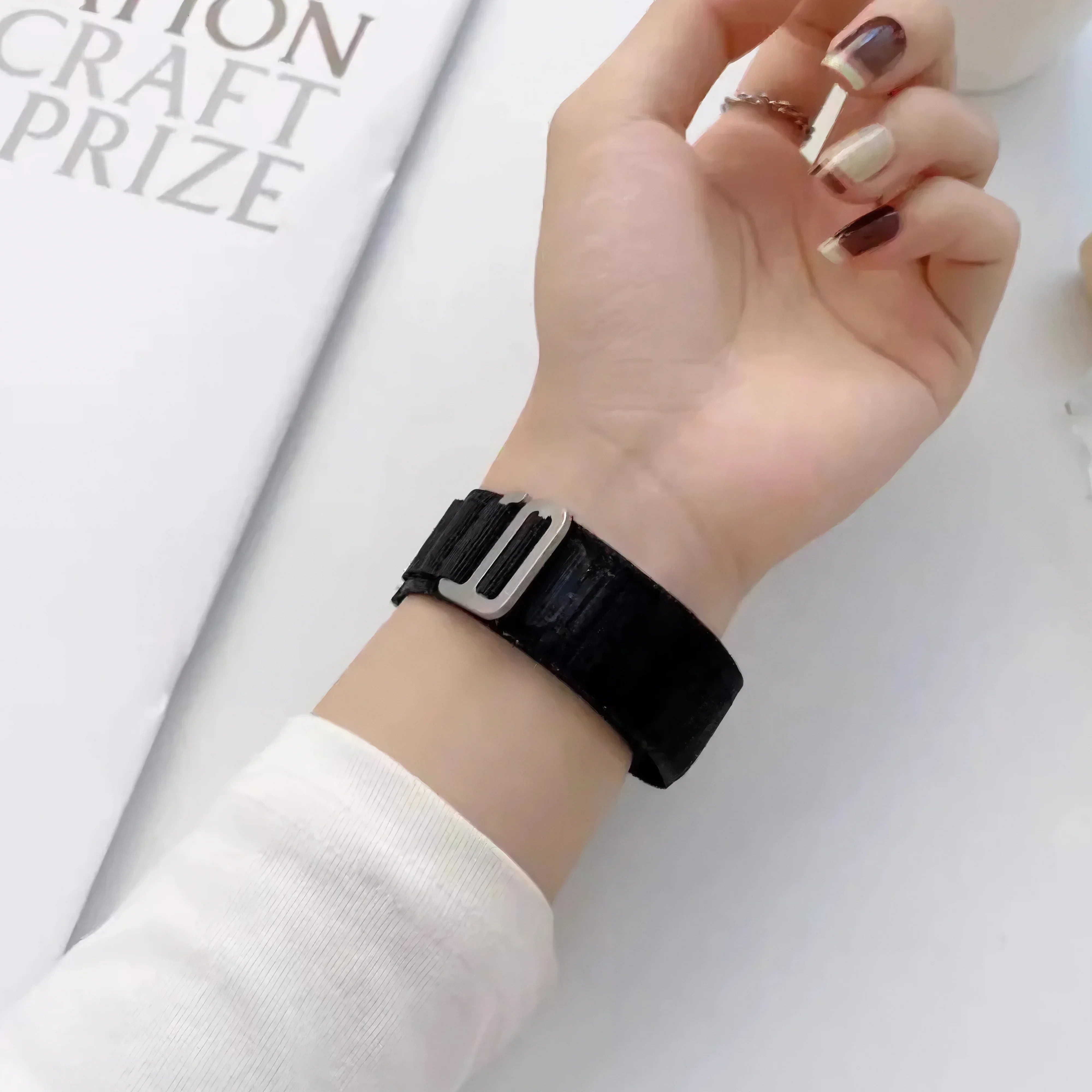 Image of Teral — Nylon Loop (Black) — Garmin QuickFit 26 - Nothing but Bands